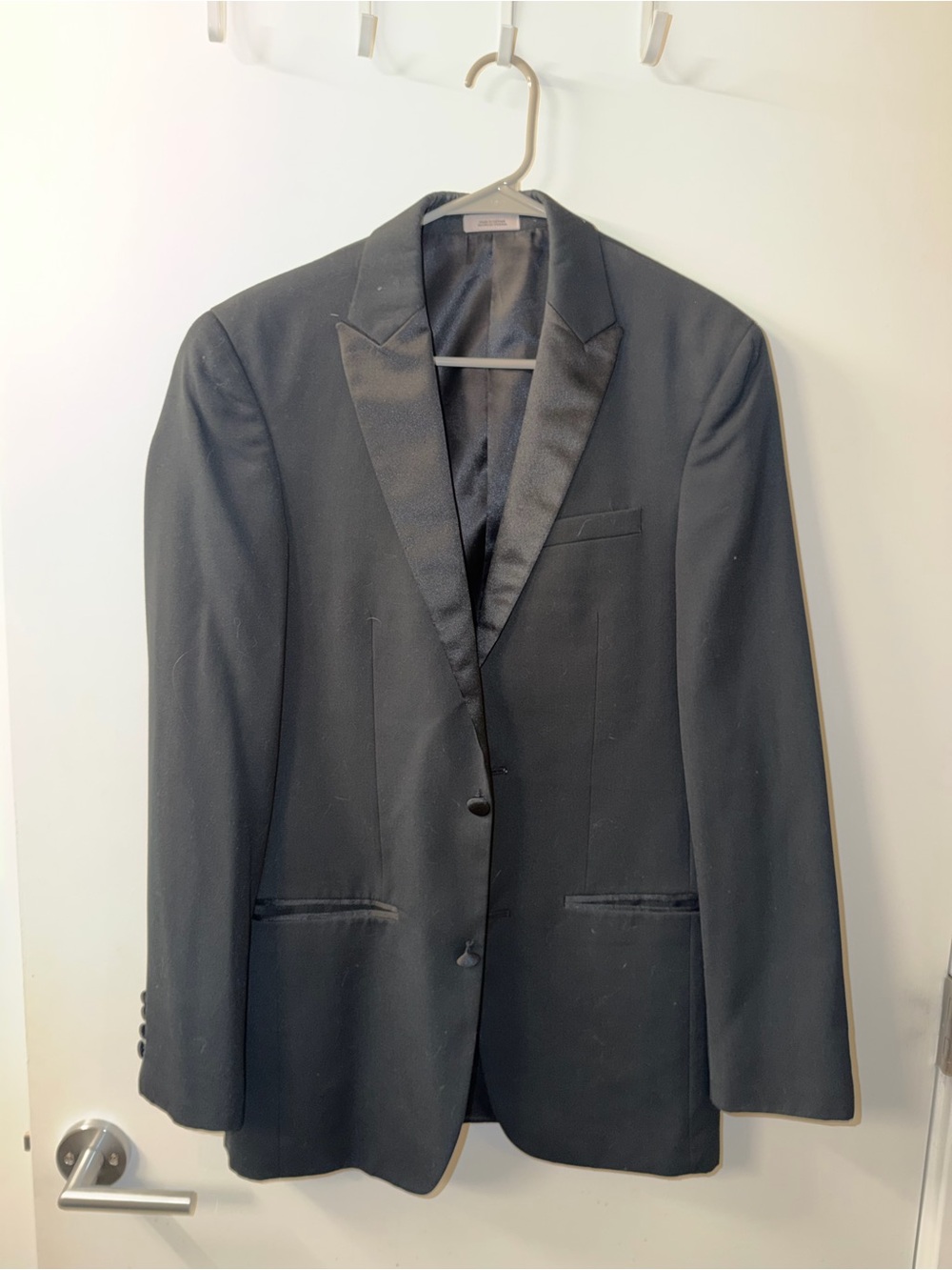 Women’s Black Satin-Lapel Tuxedo type Blazer